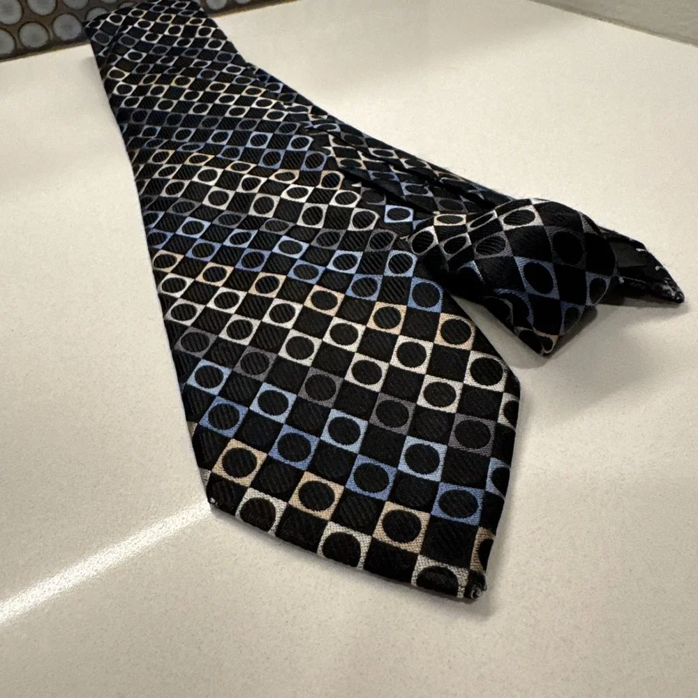 Michael Kors Tie Black Blue Geometric Necktie 100%‎ Silk Rockabilly Grunge Goth